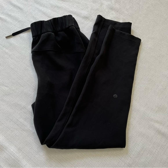 Lululemon On The Fly Pant Woven 27" Black Size 2 - Picture 1 of 14